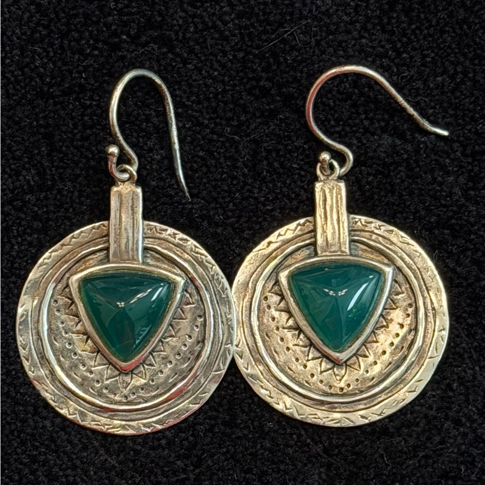 Retired Silpada 925 Sterling Silver Green Stone Hammered Disc Earrings Boho